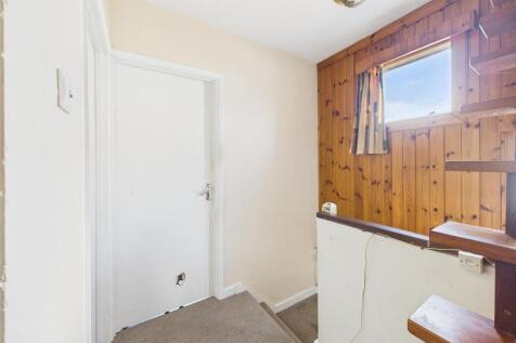 44 Hillcrest Road, Nailsea, North Somerset BS48 2J