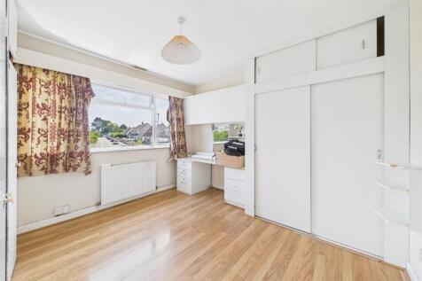 44 Hillcrest Road, Nailsea, North Somerset BS48 2J