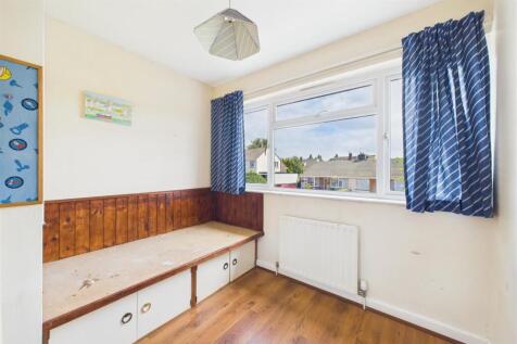 44 Hillcrest Road, Nailsea, North Somerset BS48 2J