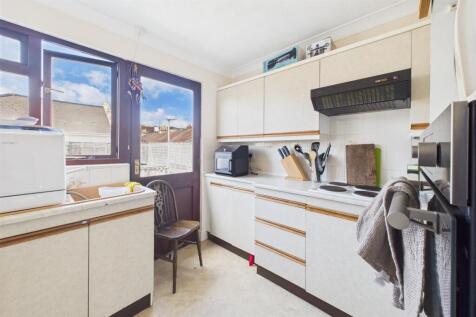 25 Baker Street, Weston-Super-vMare, North Somerse
