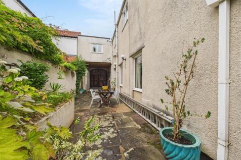 4 Thorndale Mews, Clifton, Bristol BS8 2HX | Freeh