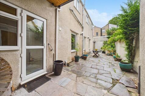 4 Thorndale Mews, Clifton, Bristol BS8 2HX | Freeh