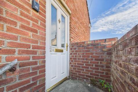 2 - 4 Parsons Avenue, Stoke Gifford, Bristol BS34 
