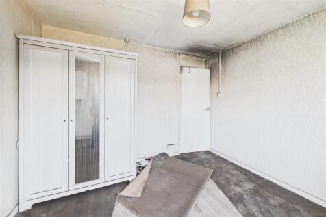 2 - 4 Parsons Avenue, Stoke Gifford, Bristol BS34 