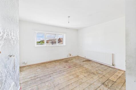 2 - 4 Parsons Avenue, Stoke Gifford, Bristol BS34 