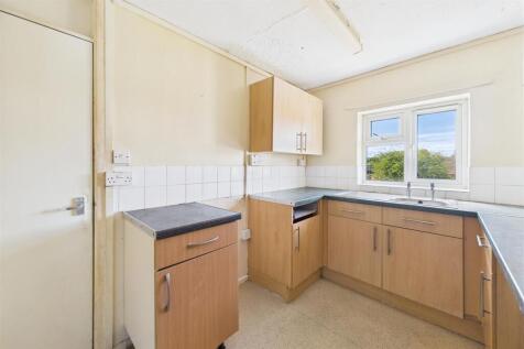 2 - 4 Parsons Avenue, Stoke Gifford, Bristol BS34 