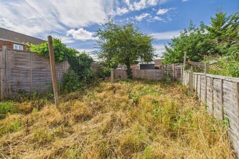 2 - 4 Parsons Avenue, Stoke Gifford, Bristol BS34 