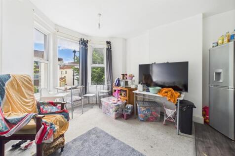 First Floor Flat, 169a Moorland Road, Weston-Super