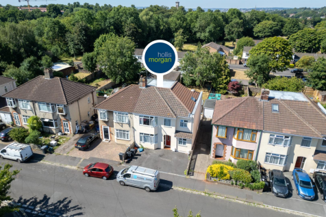 46 Frome Valley Road, Frenchay, Bristol BS16 1HE |