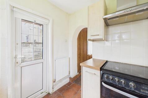 230 Coronation Road, Southville, Bristol BS3 1RL |