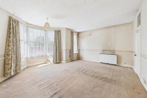 230 Coronation Road, Southville, Bristol BS3 1RL |