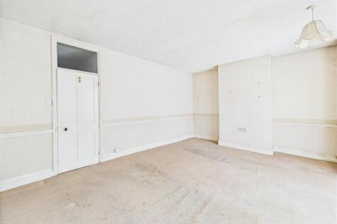 230 Coronation Road, Southville, Bristol BS3 1RL |