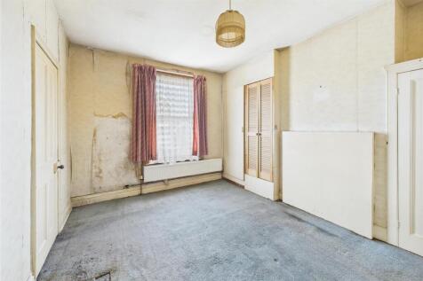 230 Coronation Road, Southville, Bristol BS3 1RL |