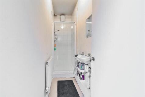 214 Cheltenham Road, Cotham, Bristol, BS6 5QU | Fr
