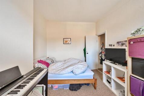 214 Cheltenham Road, Cotham, Bristol, BS6 5QU | Fr