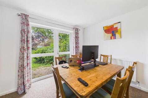 3 Home Farm, Shaplands, Stoke Bishop, Bristol BS9 
