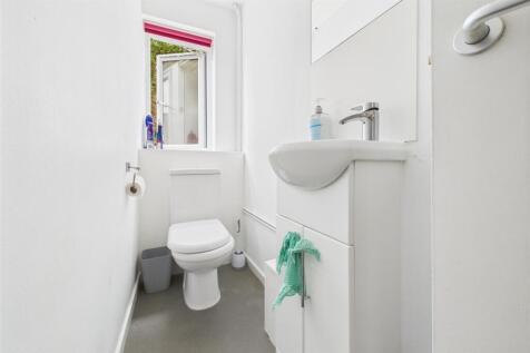 3 Home Farm, Shaplands, Stoke Bishop, Bristol BS9 