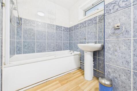 1A Shaplands, Stoke Bishop, Bristol BS9 1AY | A Fr
