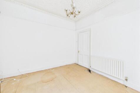 13 Wellington Avenue Montpelier, Bristol BS6 5HP |