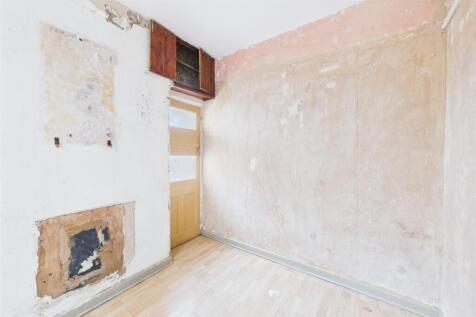 13 Wellington Avenue Montpelier, Bristol BS6 5HP |