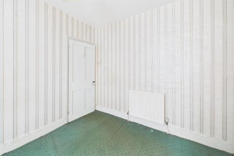 13 Wellington Avenue Montpelier, Bristol BS6 5HP |