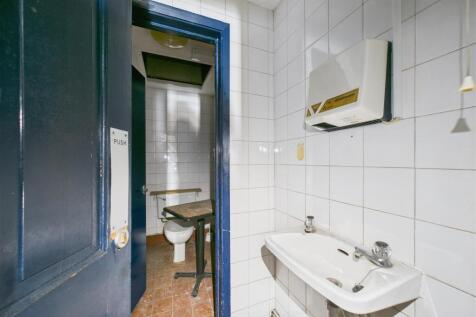 250 Stapleton Road, Easton, Bristol BS5 0NT | Free