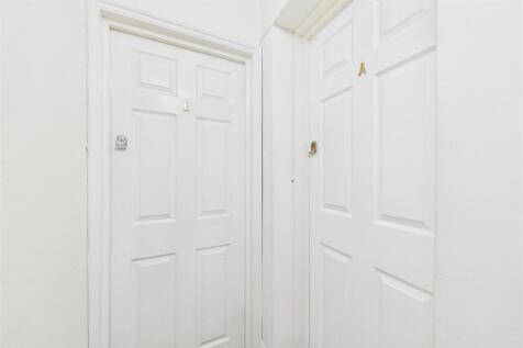 Flat A, 284 Gloucester Road, Horfield, Bristol BS7