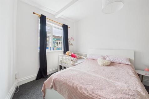 Flat A, 284 Gloucester Road, Horfield, Bristol BS7