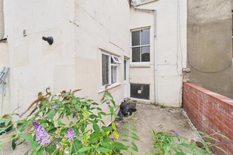 6 Osborne Villas, Kingsdown, Bristol BS2 8BP | Fre