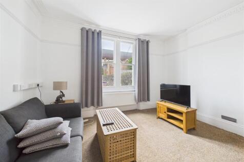 16 Osborne Villas, Kingsdown, Bristol, BS2 8BP | F