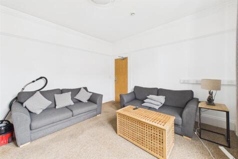 16 Osborne Villas, Kingsdown, Bristol, BS2 8BP | F