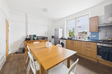 16 Osborne Villas, Kingsdown, Bristol, BS2 8BP | F