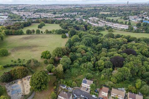 Development Site and Woodland &#64; Ashdene Avenue, Ea