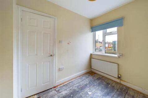55 Lower High Street, Shirehampton, Bristol BS11 0