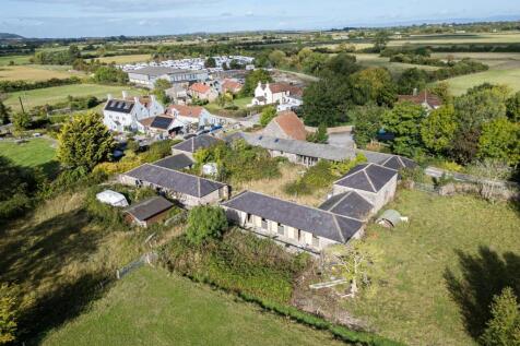 Hewish Court, East Hewish North Somerset, BS24 6RZ