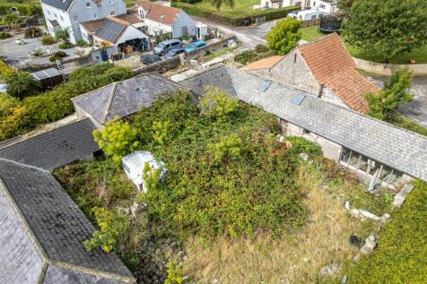 Hewish Court, East Hewish North Somerset, BS24 6RZ