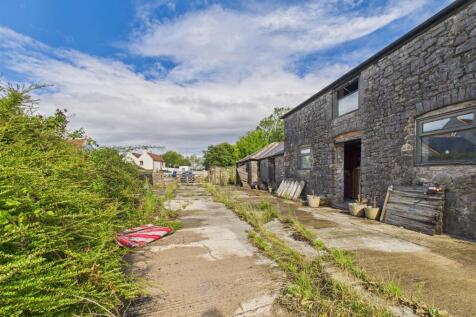 Hewish Court, East Hewish North Somerset, BS24 6RZ