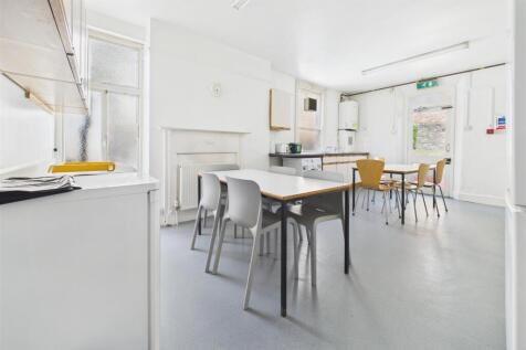 97 Woodland Road, Redland, Bristol BS8 1US | Freeh