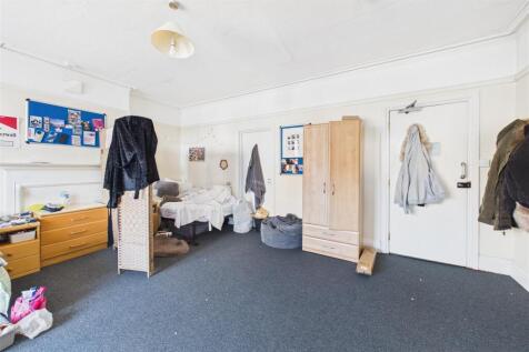 97 Woodland Road, Redland, Bristol BS8 1US | Freeh