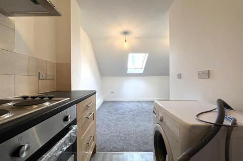 25 Rock House, Bethel Road St George, Bristol, BS5