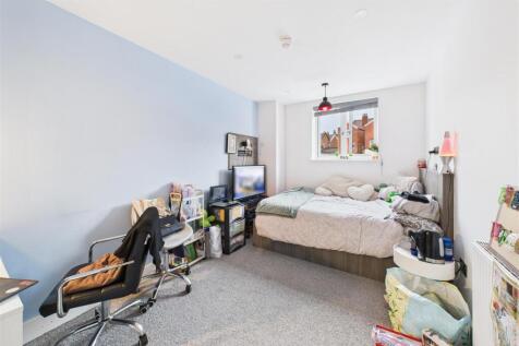 Flat 2 | 1 - 3, Old Church Road Clevedon, North So