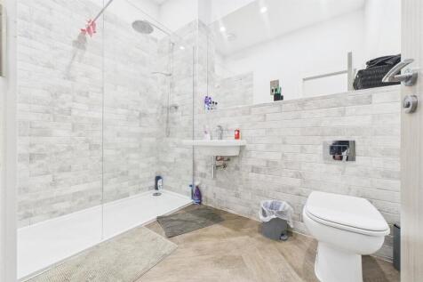 Flat 2 | 1 - 3, Old Church Road Clevedon, North So