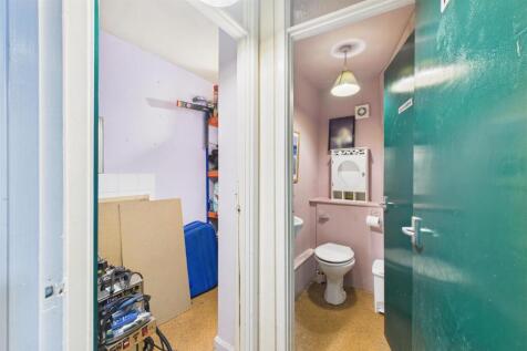 361 Two Mile Hill Road, Kingswood, Bristol BS15 1A