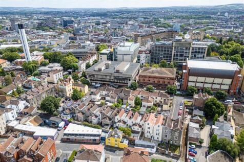 10 Osborne Villas, Kingsdown, Bristol BS2 8BP | Fr