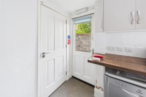 11 Osborne Villas, Kingsdown, Bristol BS2 8BP | Fr