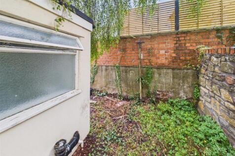 11 Osborne Villas, Kingsdown, Bristol BS2 8BP | Fr