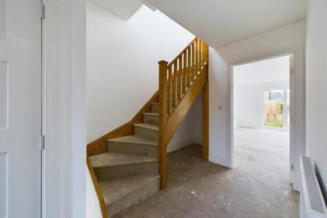 1 and 3, Mulberry Close Abergavenny, NP7 5ES | Fre