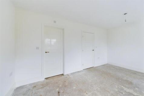 1 and 3, Mulberry Close Abergavenny, NP7 5ES | Fre