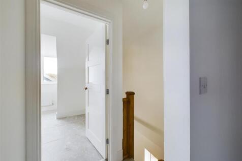 1 and 3, Mulberry Close Abergavenny, NP7 5ES | Fre