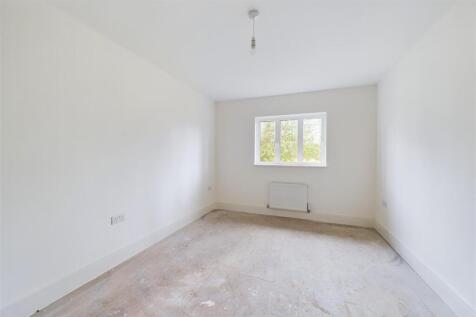 1 and 3, Mulberry Close Abergavenny, NP7 5ES | Fre